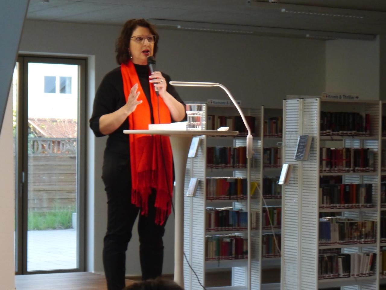 Krimilesung Beate Maxian 27.4.24