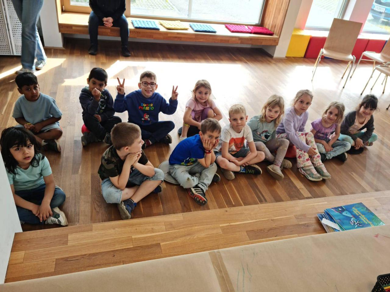 Lesen & Zeichnen Kindergarten Kapellerfeld